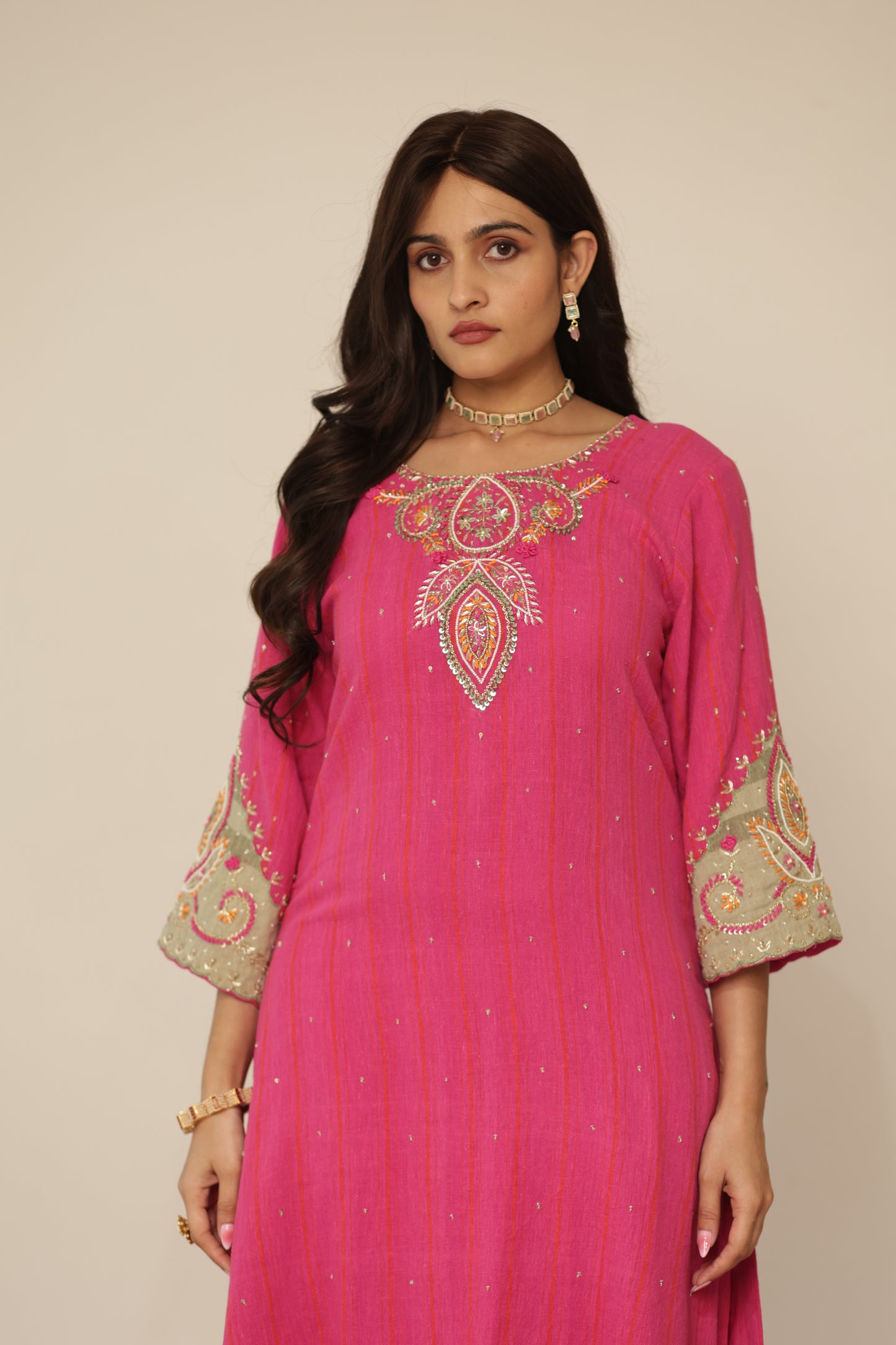 FUSCHIA KAIRI KURTASET