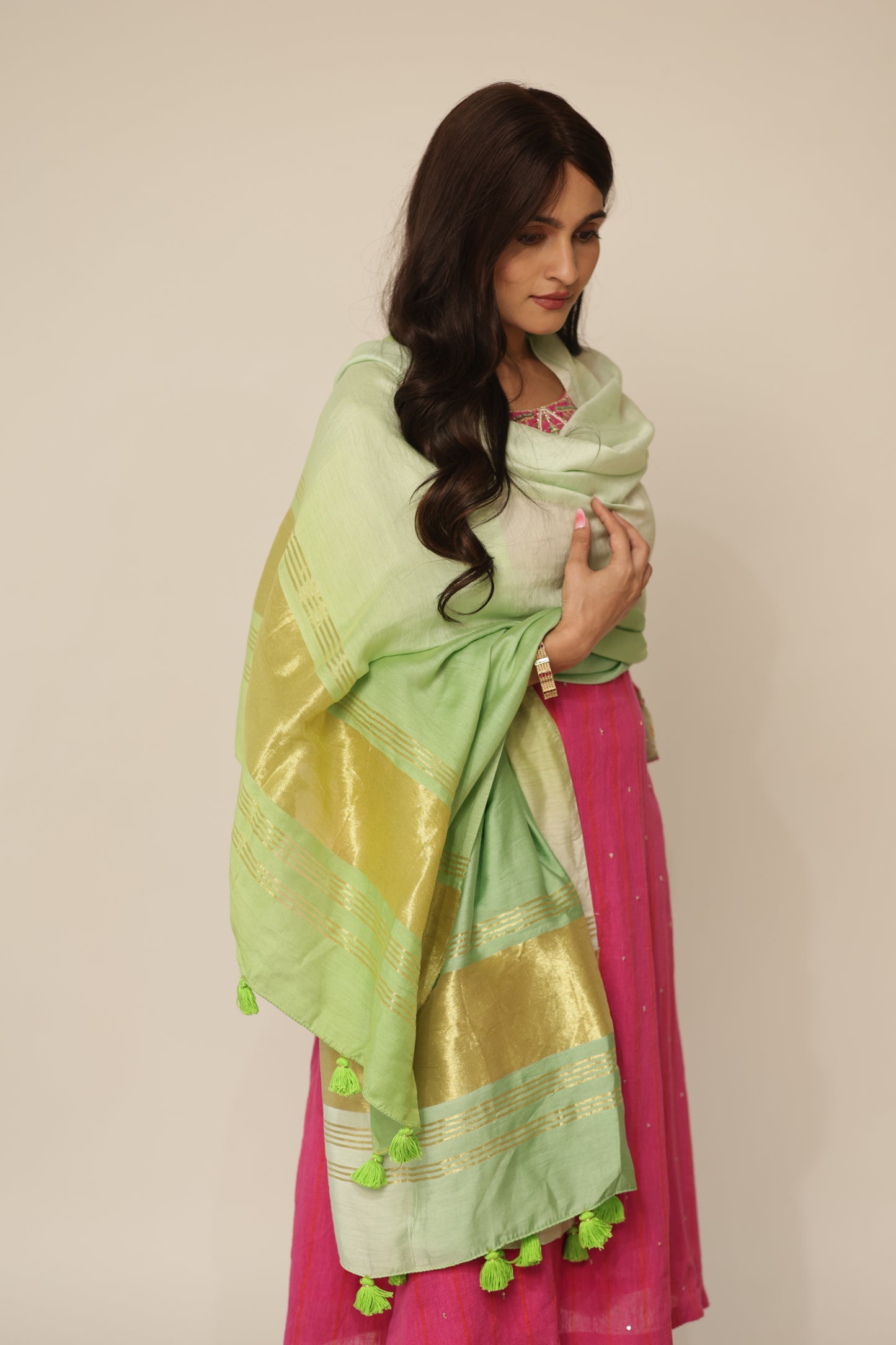FUSCHIA KAIRI KURTASET