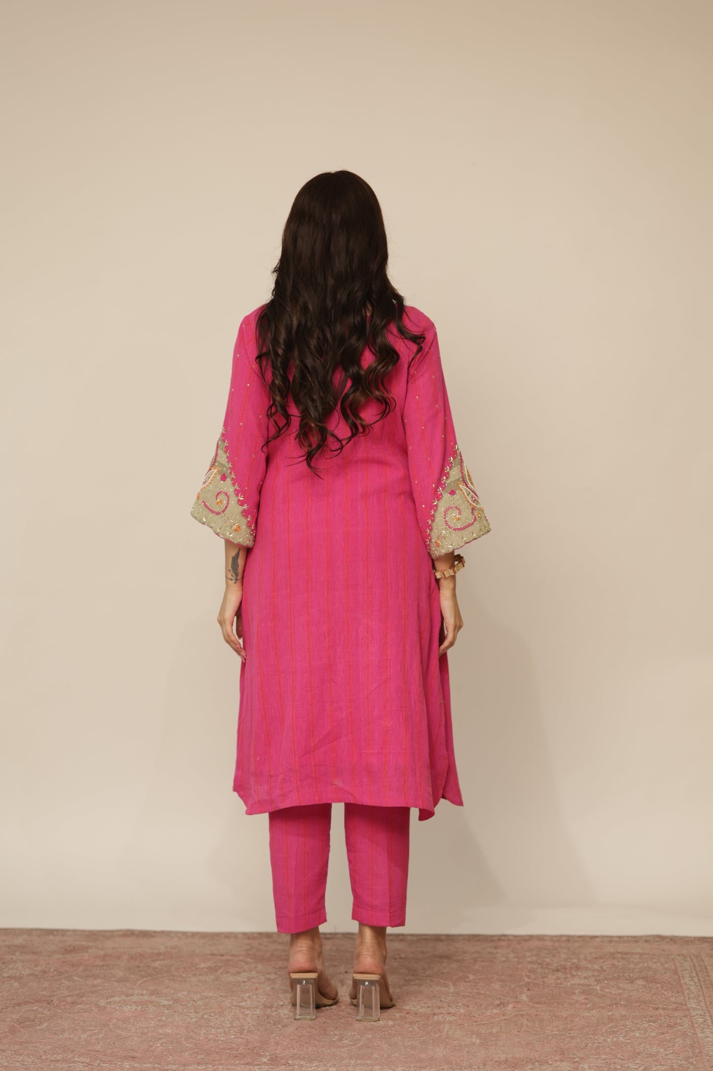 FUSCHIA KAIRI KURTASET