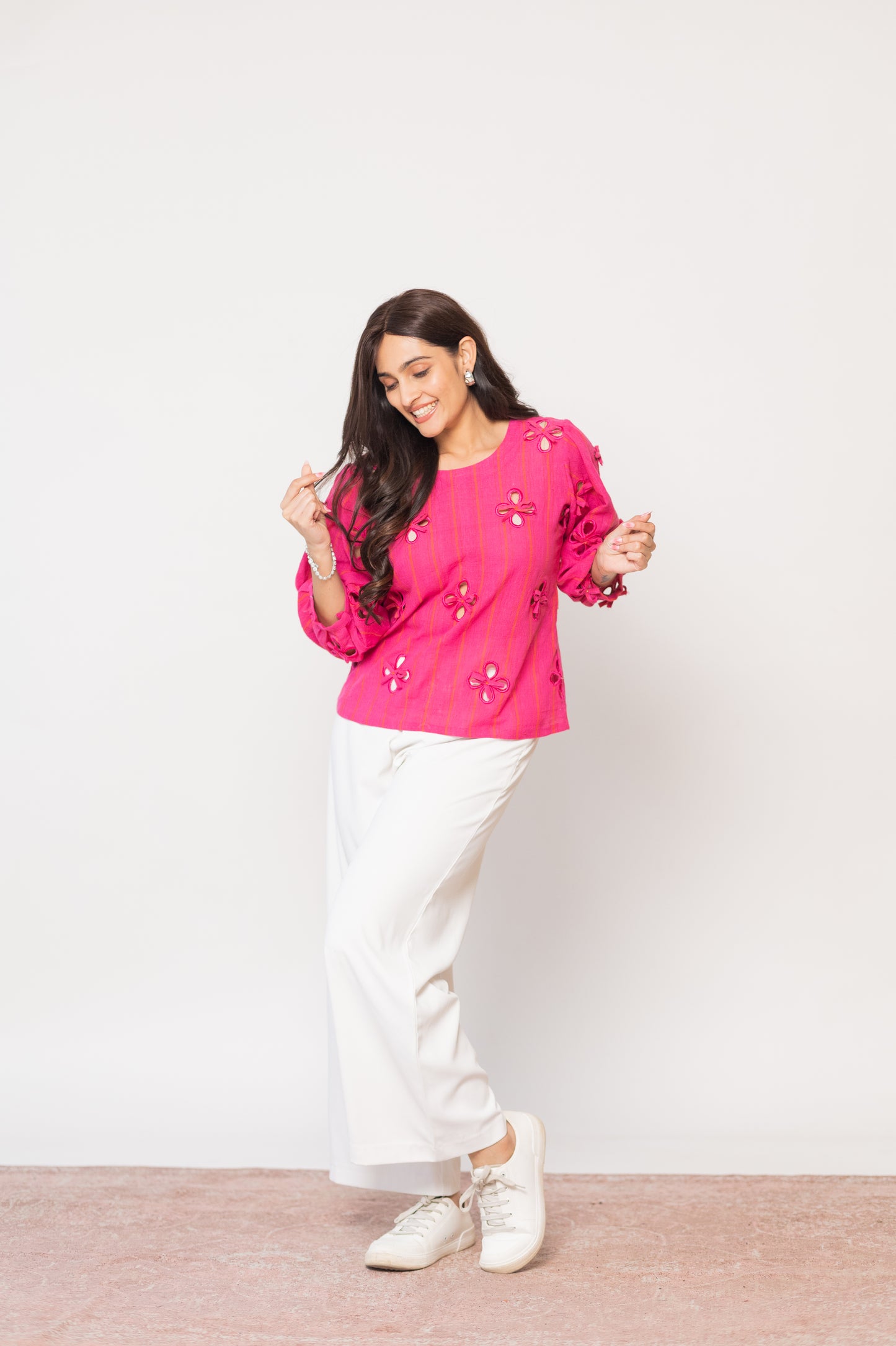 FUSCHIA PHOOL TOP